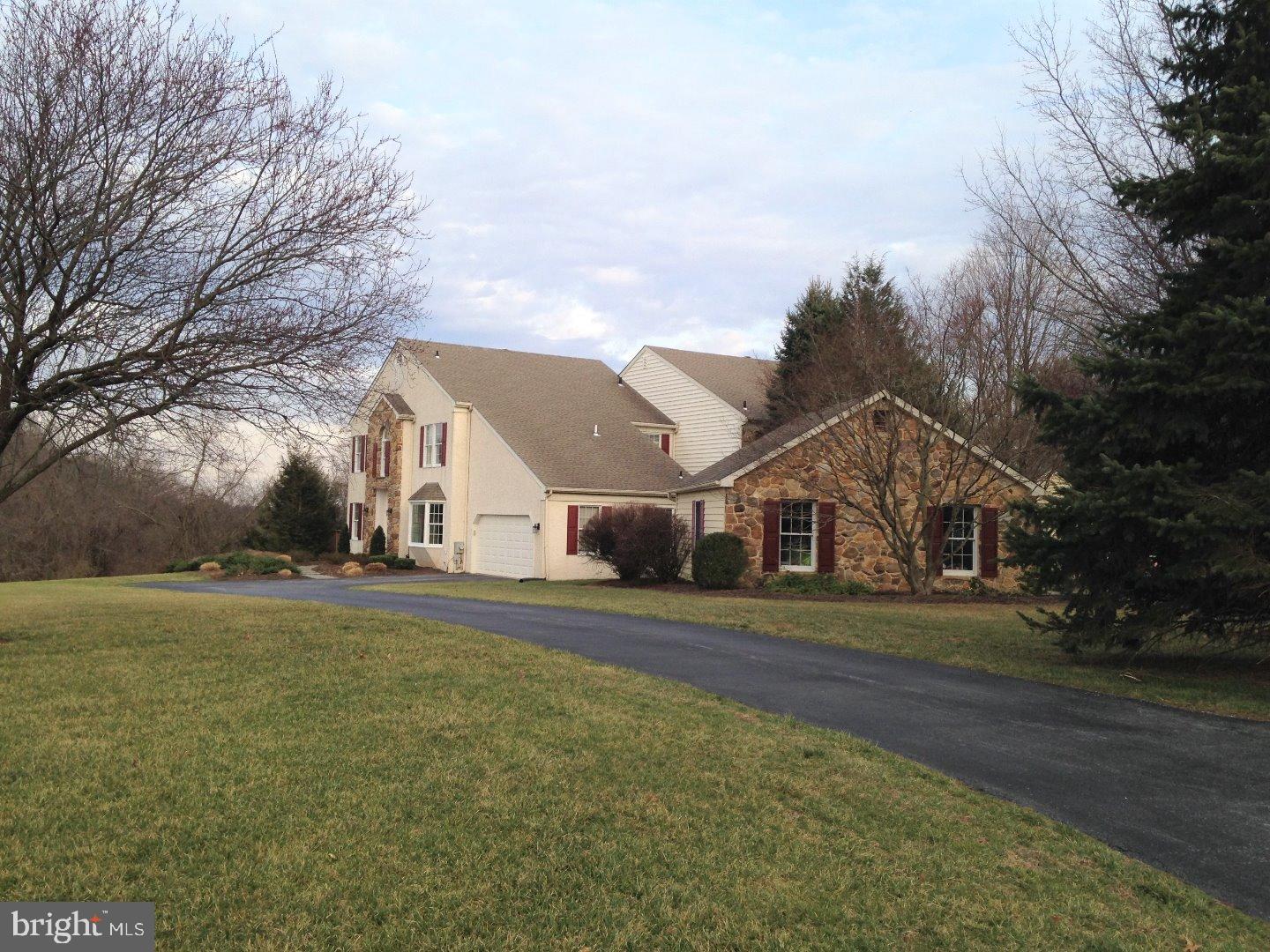 WINDY HILL - Residential