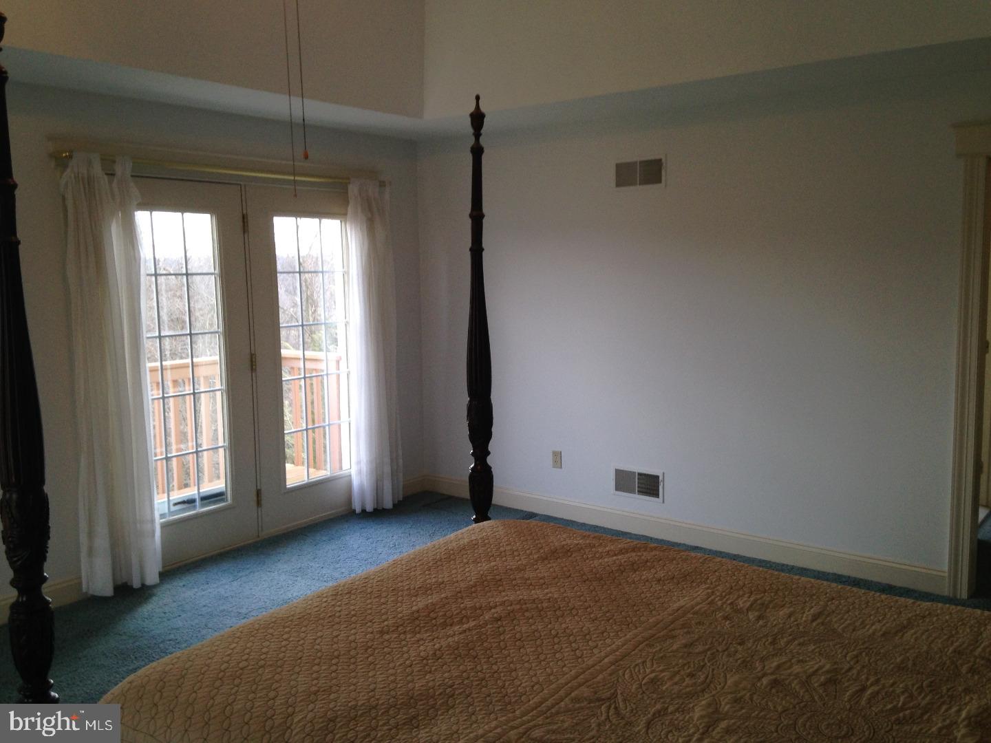 WINDY HILL - Residential