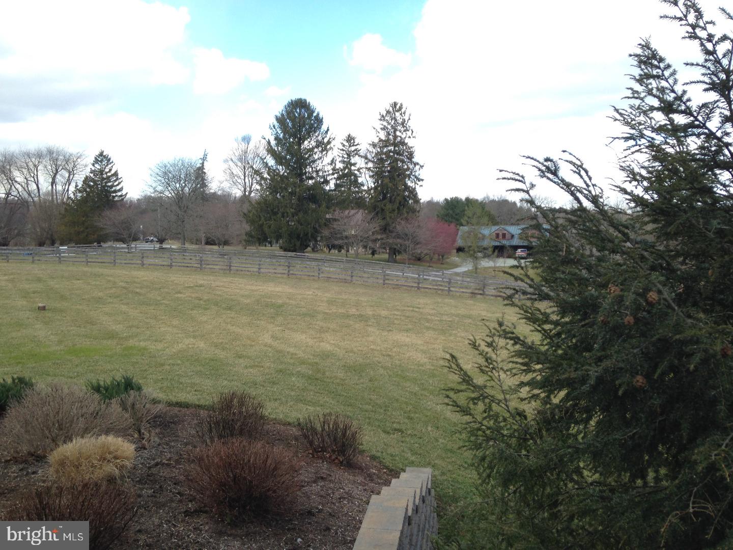 WINDY HILL - Residential