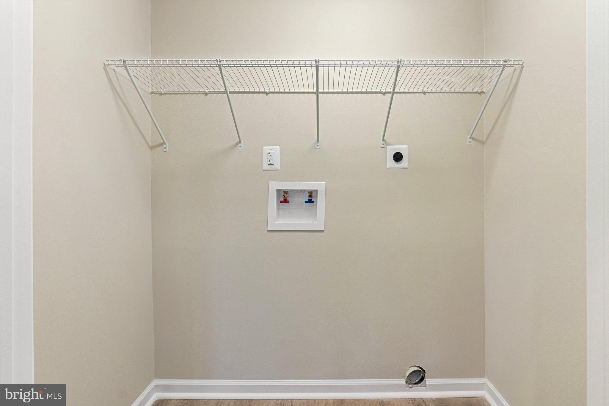 JUNEWOOD ESTATES - Residential