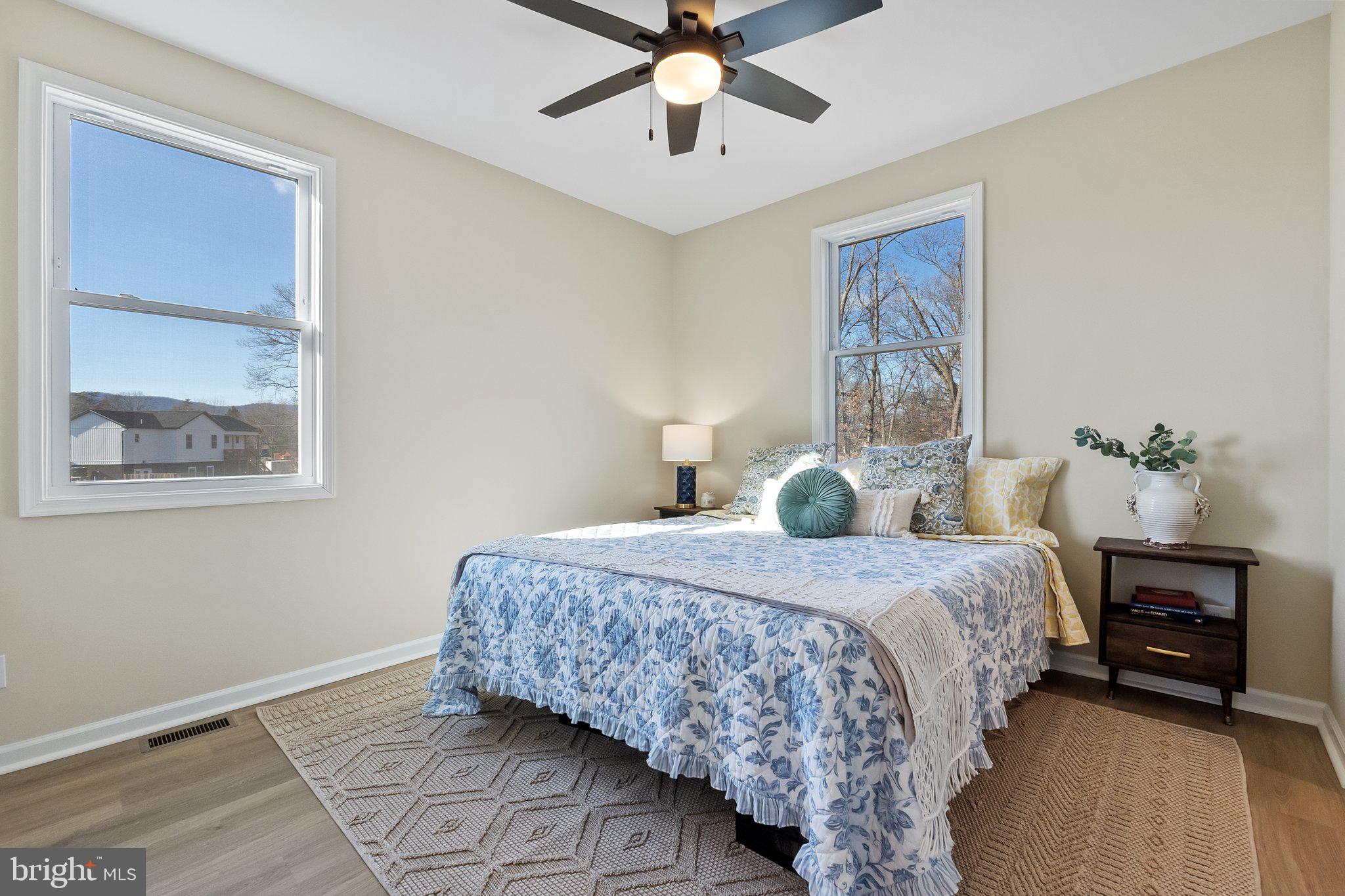 JUNEWOOD ESTATES - Residential