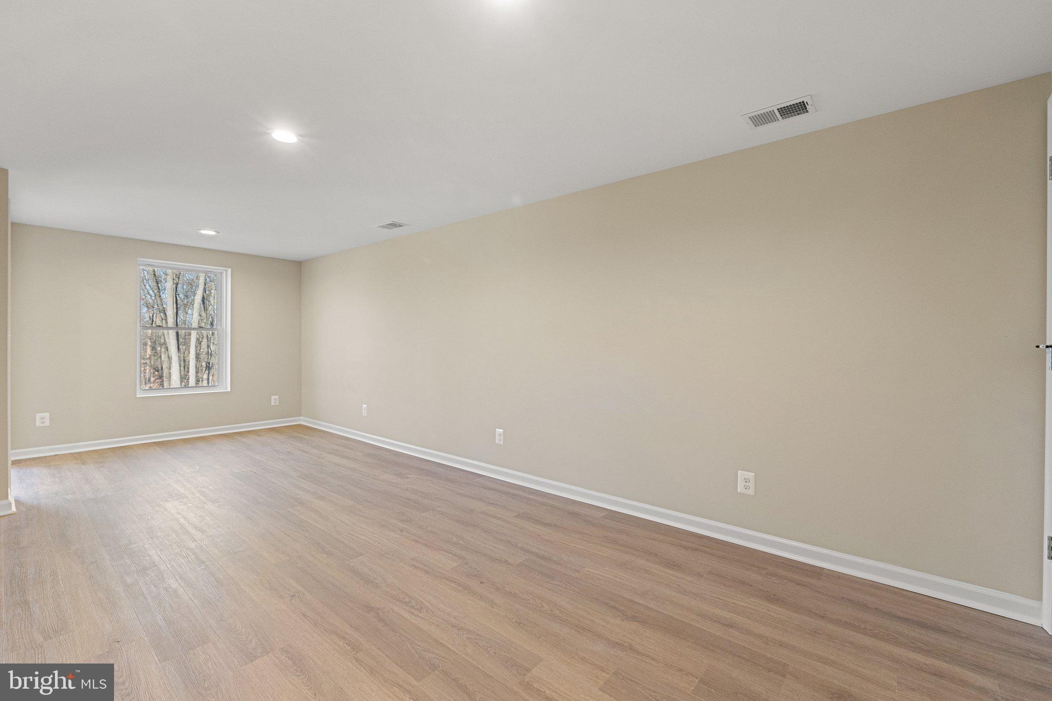 JUNEWOOD ESTATES - Residential