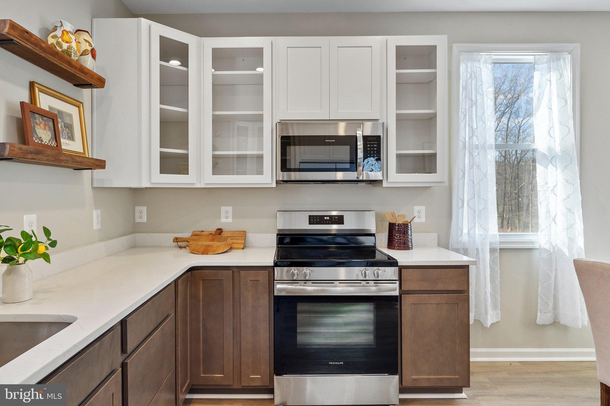 JUNEWOOD ESTATES - Residential