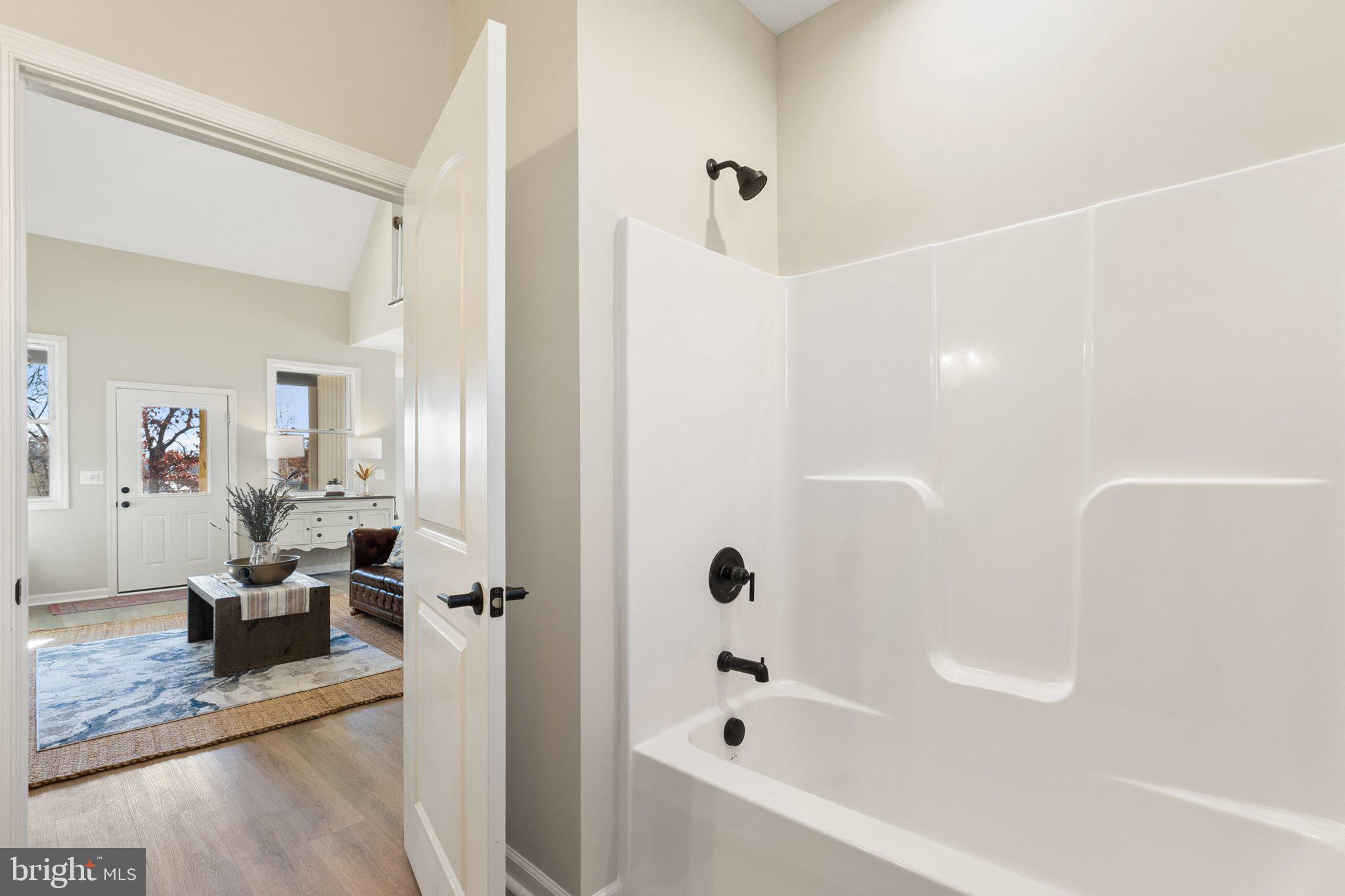 JUNEWOOD ESTATES - Residential