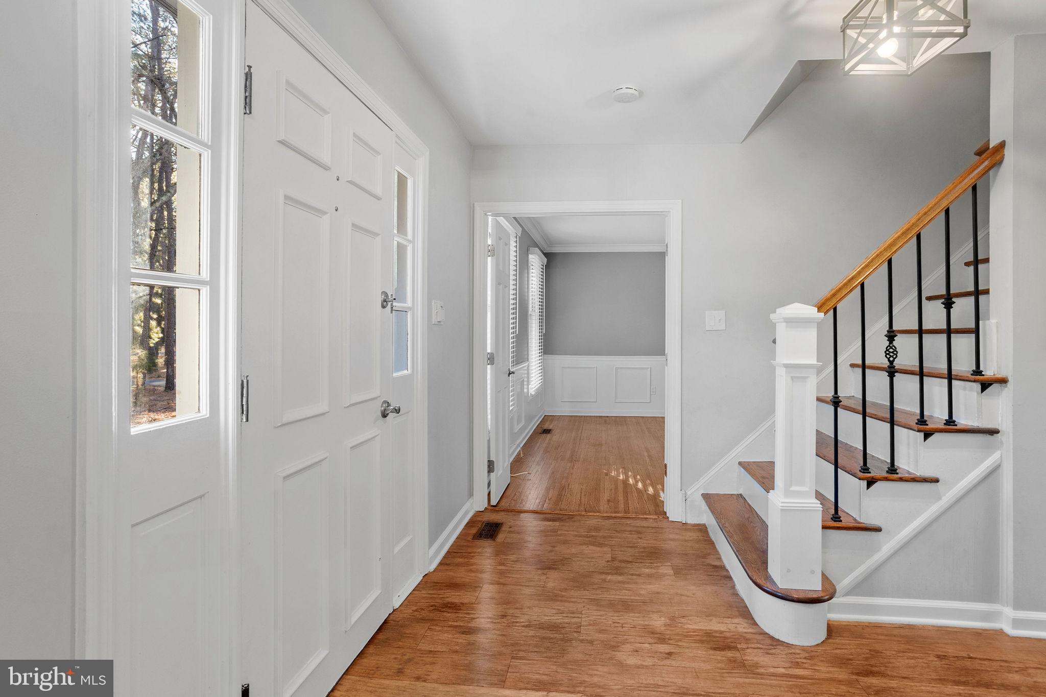 114 W CENTENNIAL DRIVE