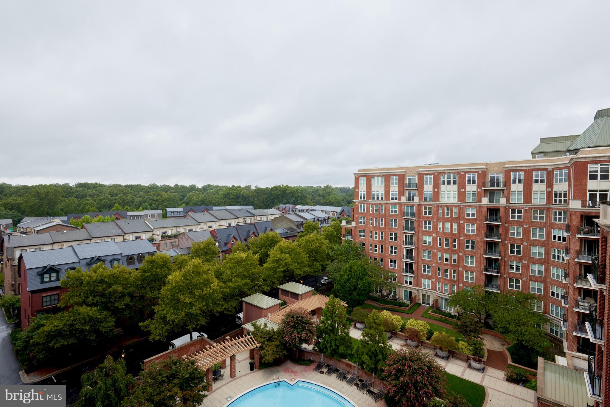 PARK POTOMAC - Residential