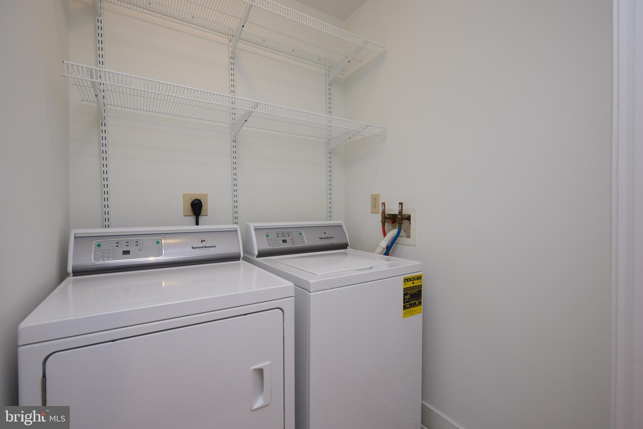 PARK POTOMAC - Residential