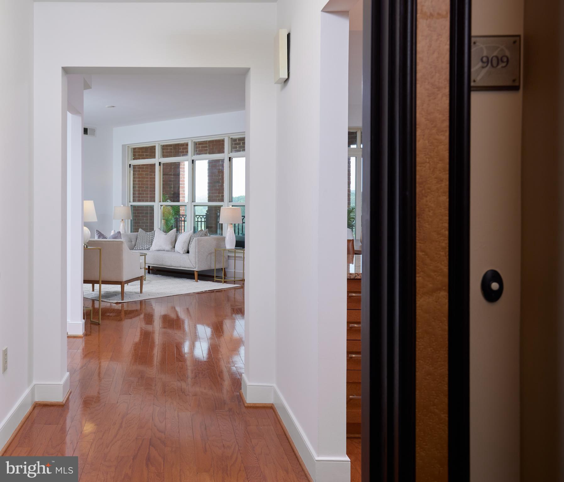 PARK POTOMAC - Residential