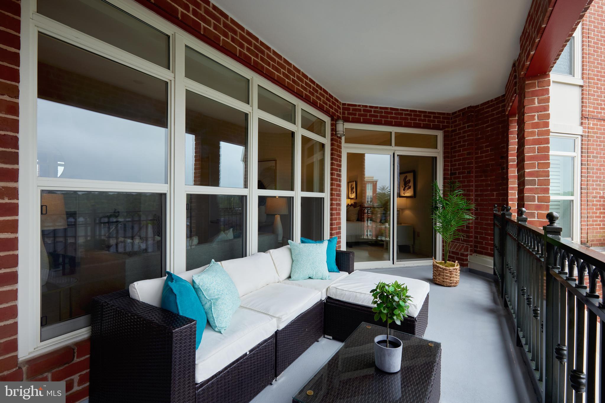 PARK POTOMAC - Residential