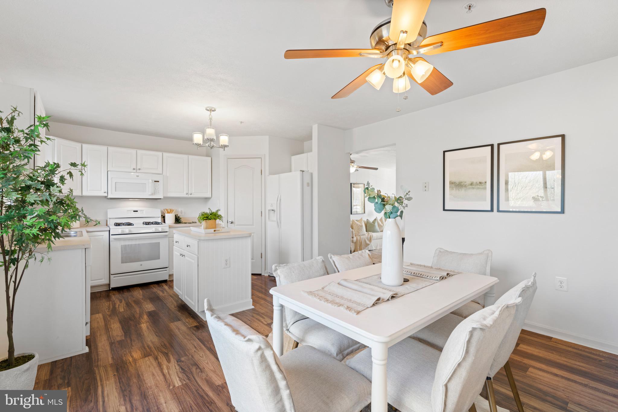 REISTERSTOWN VILLAGE - Residential