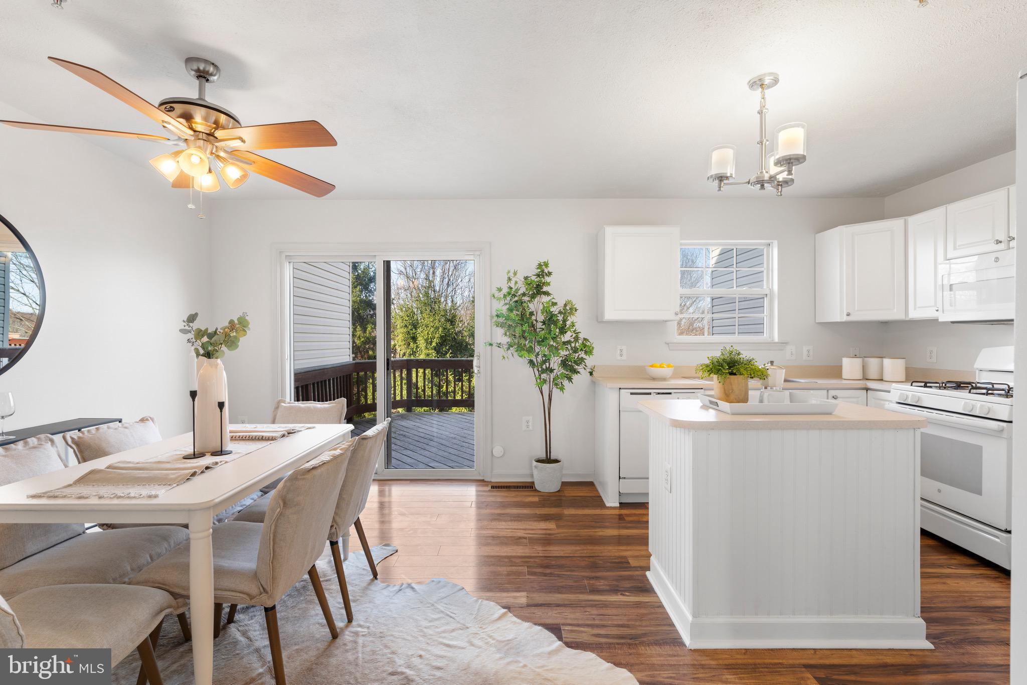 REISTERSTOWN VILLAGE - Residential