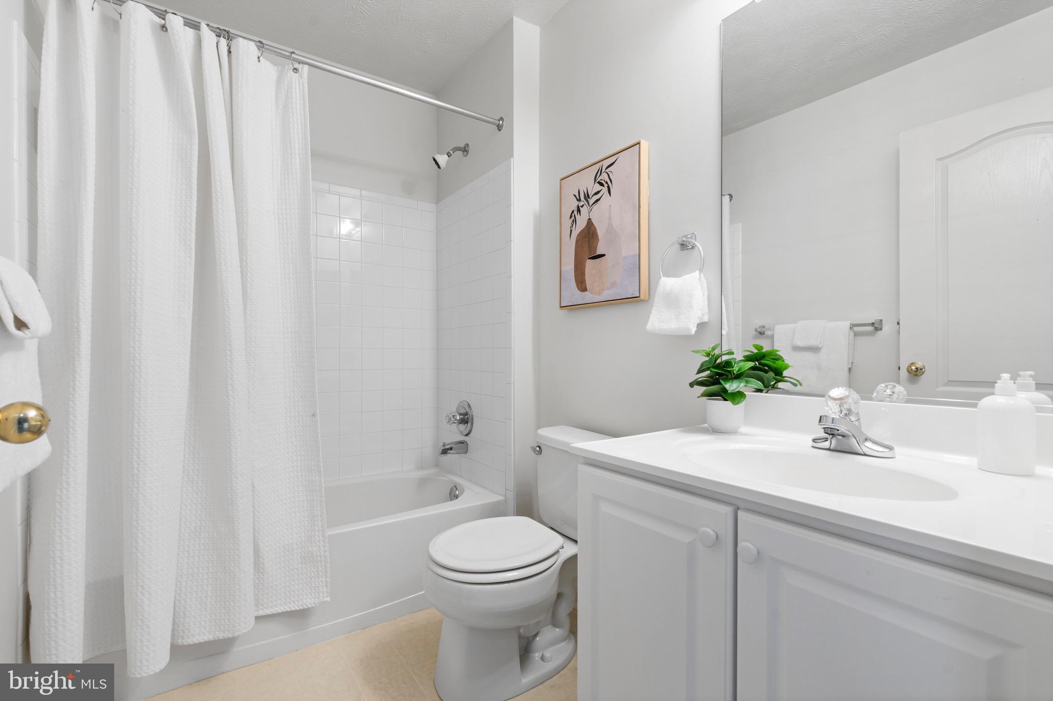 REISTERSTOWN VILLAGE - Residential