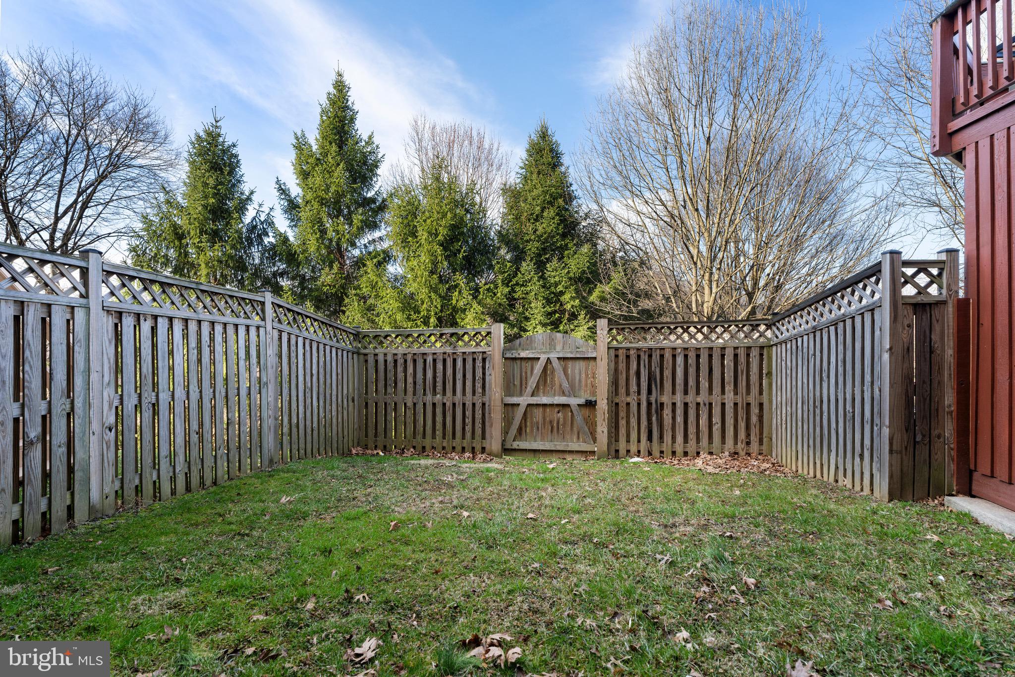 REISTERSTOWN VILLAGE - Residential