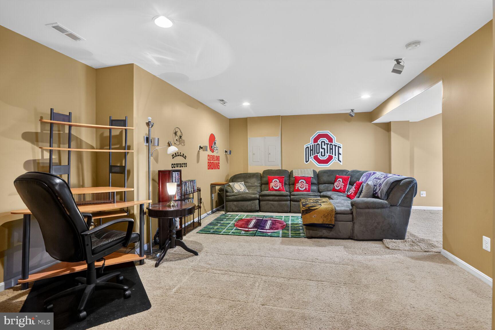 RESERVE AT POTOMAC CREST - Residential