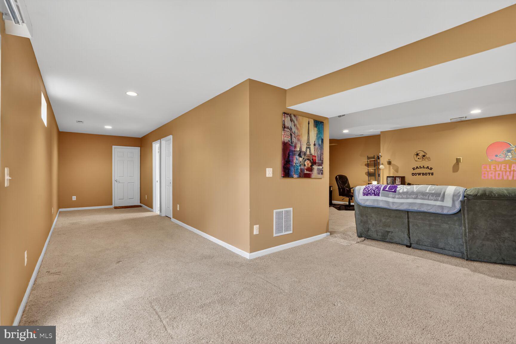 RESERVE AT POTOMAC CREST - Residential