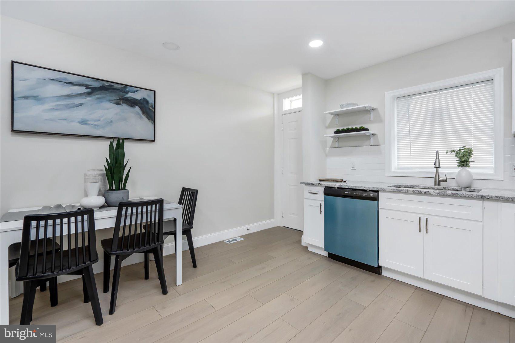 WAVERLY - Residential