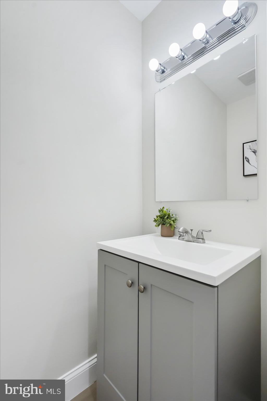 WAVERLY - Residential