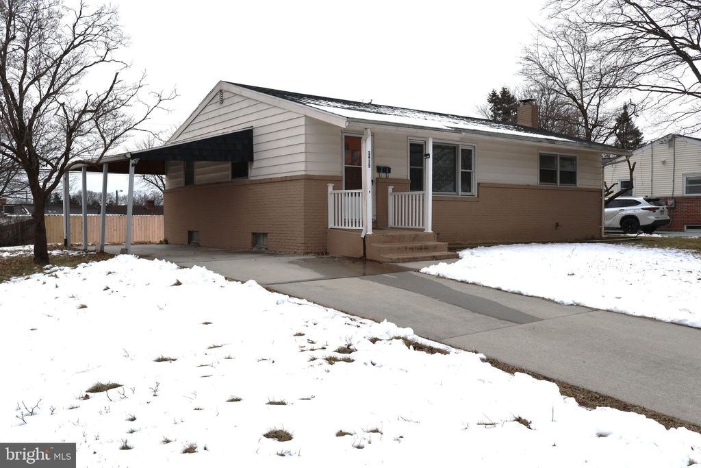 Photo of 3415 Hawthorne Drive, CAMP HILL, PA 17011 (MLS # PACB2051050)