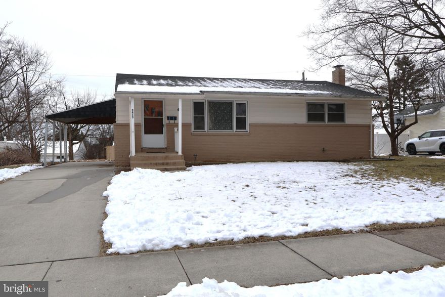 Welcome home to this great ranch style home in the Hollywood development.  This property has three bedrooms and one bathroom on the main level, plus hardwood flooring in the living room.  New carpeting has just been installed in the bedrooms, and the entire first floor has been professionally painted.  A newer natural gas furnace with central air conditioning.  A newer gas water heater and roof have been installed.