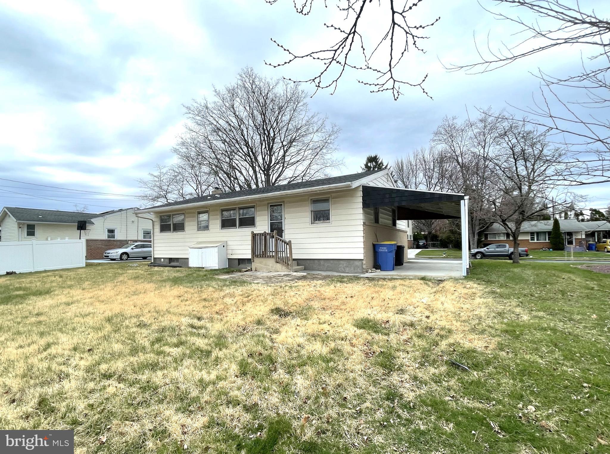 HOLLYWOOD - Residential