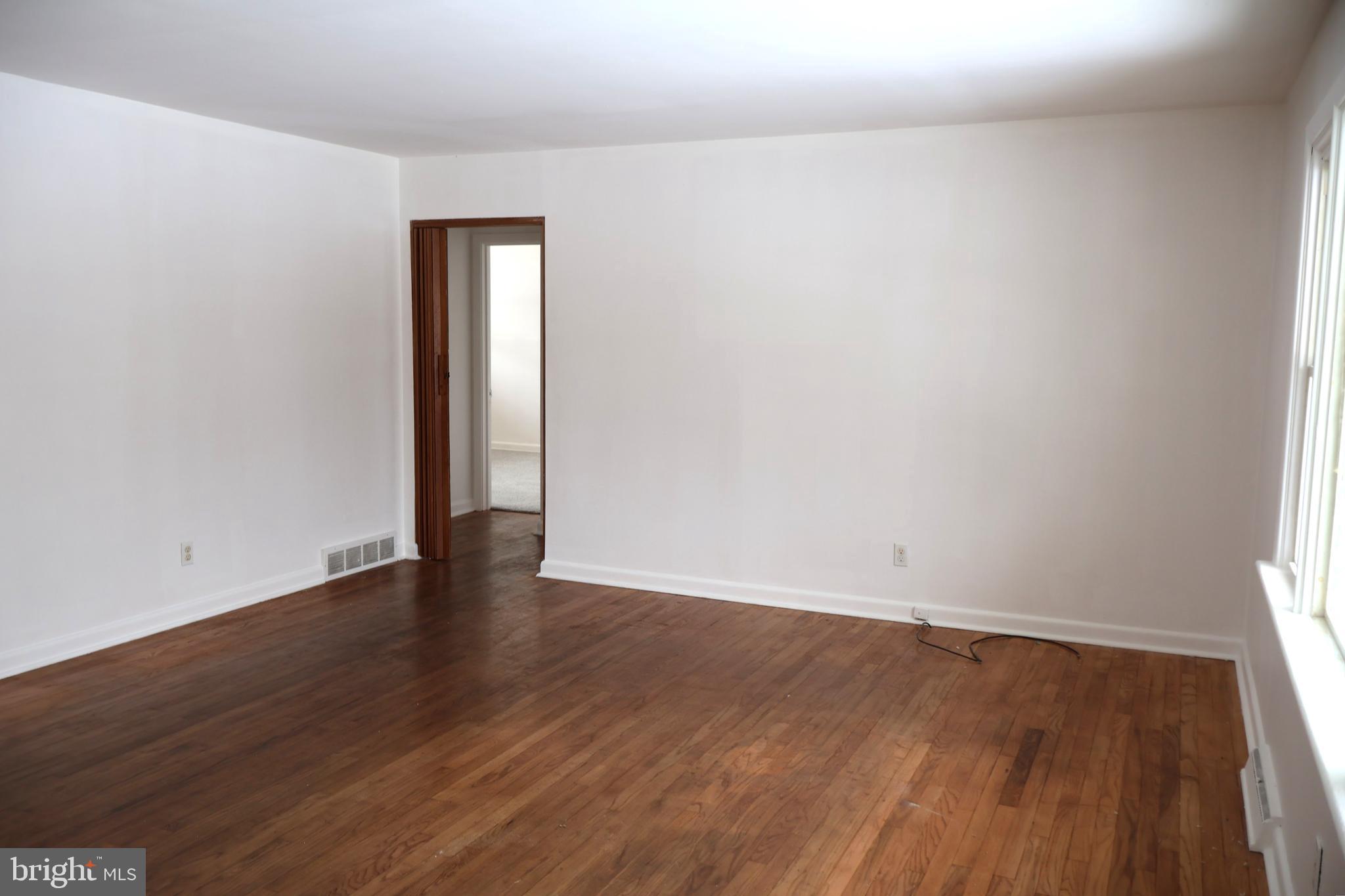 HOLLYWOOD - Residential