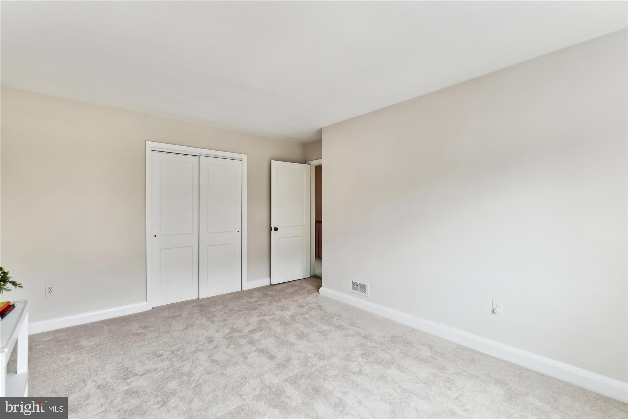 LOCH RAVEN MANOR - Residential