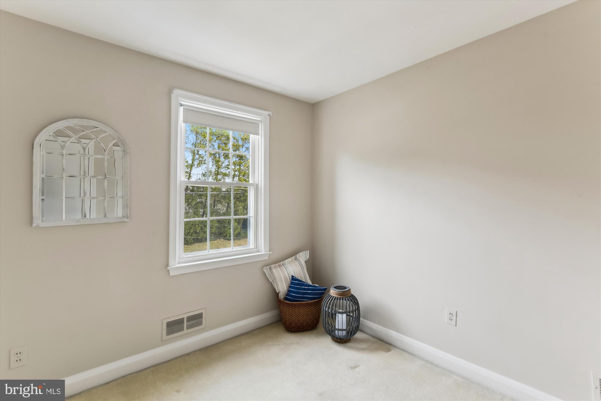 LOCH RAVEN MANOR - Residential