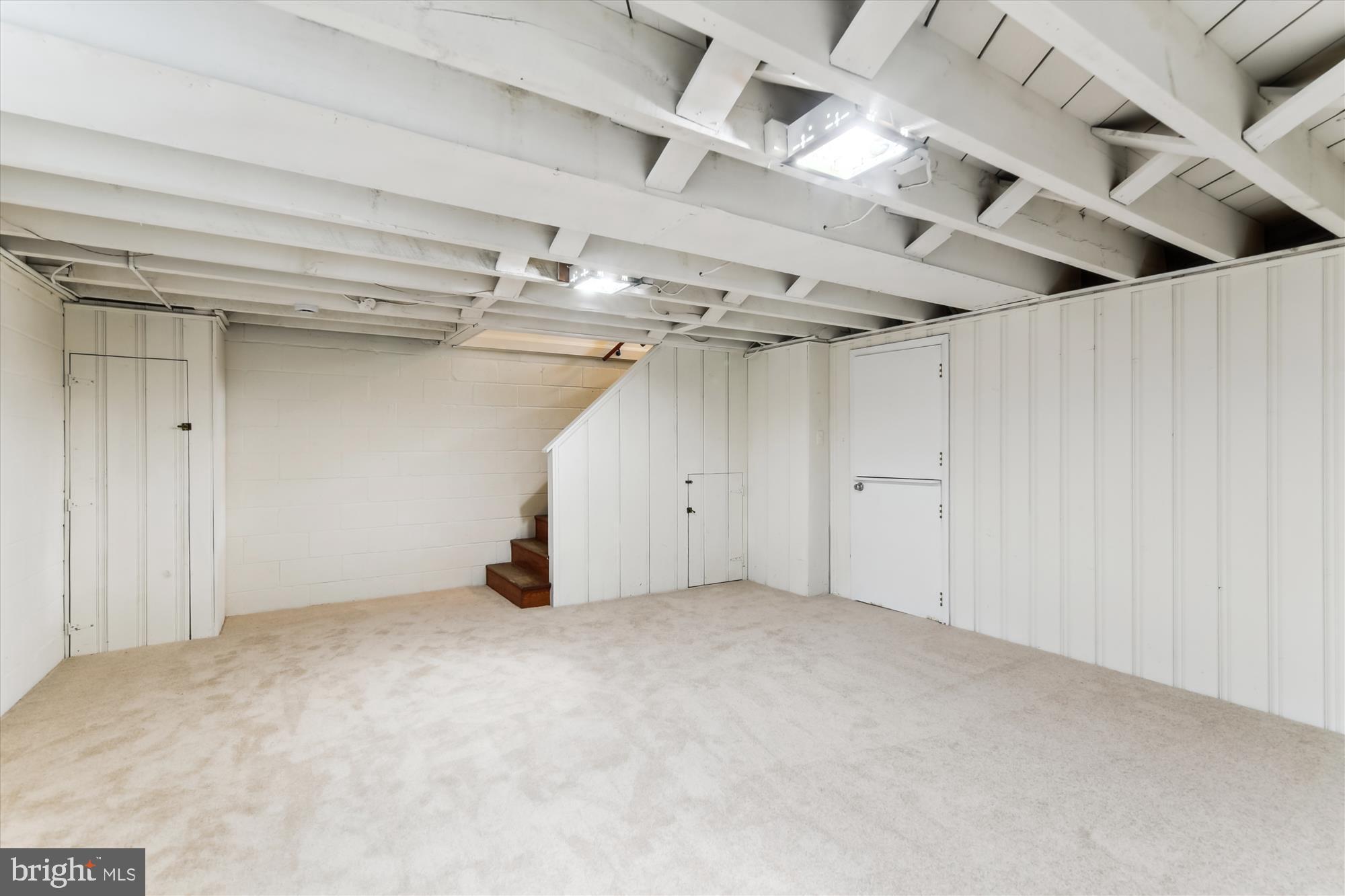 LOCH RAVEN MANOR - Residential