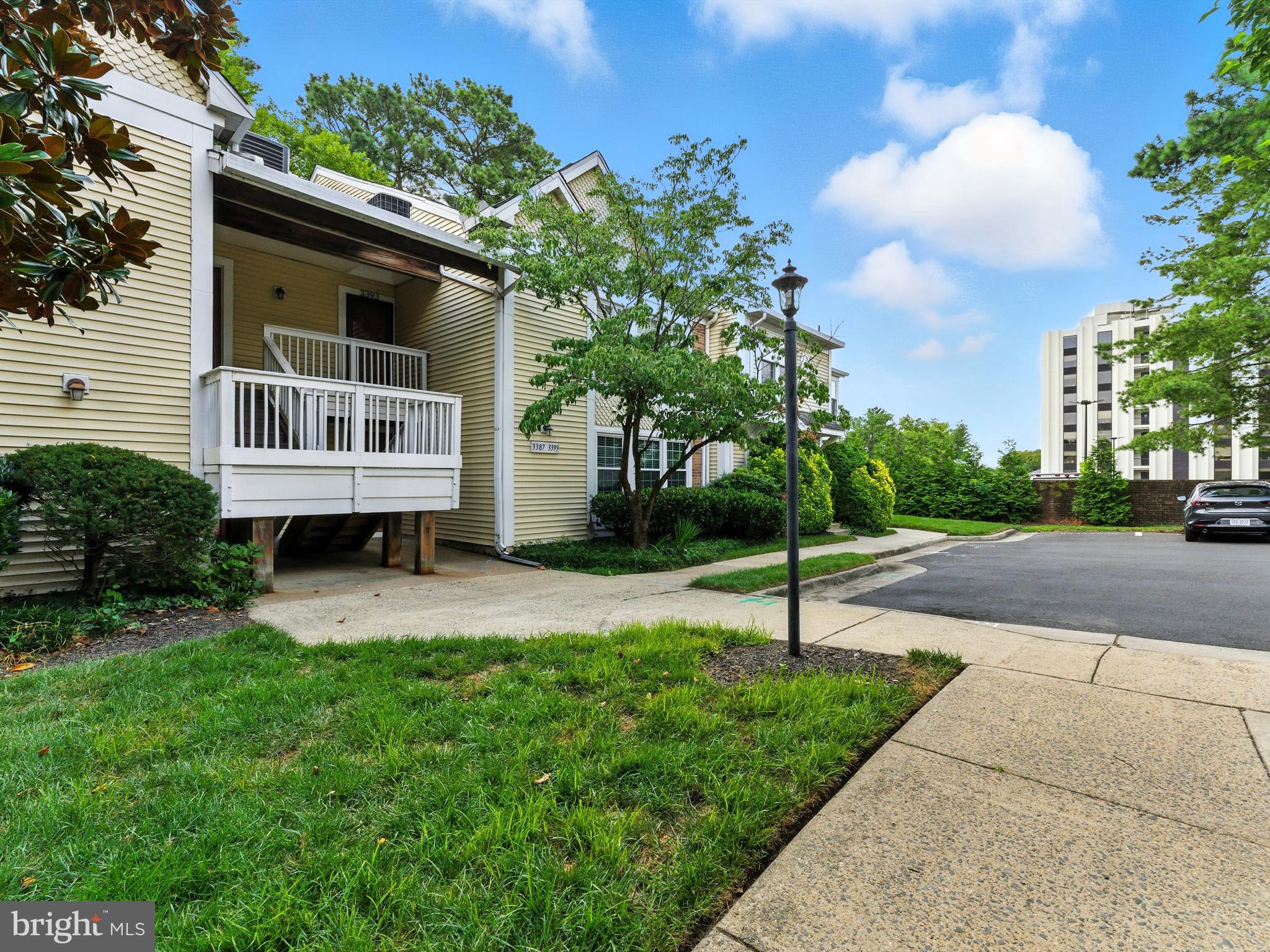3391 LAKESIDE VIEW DRIVE 20-5