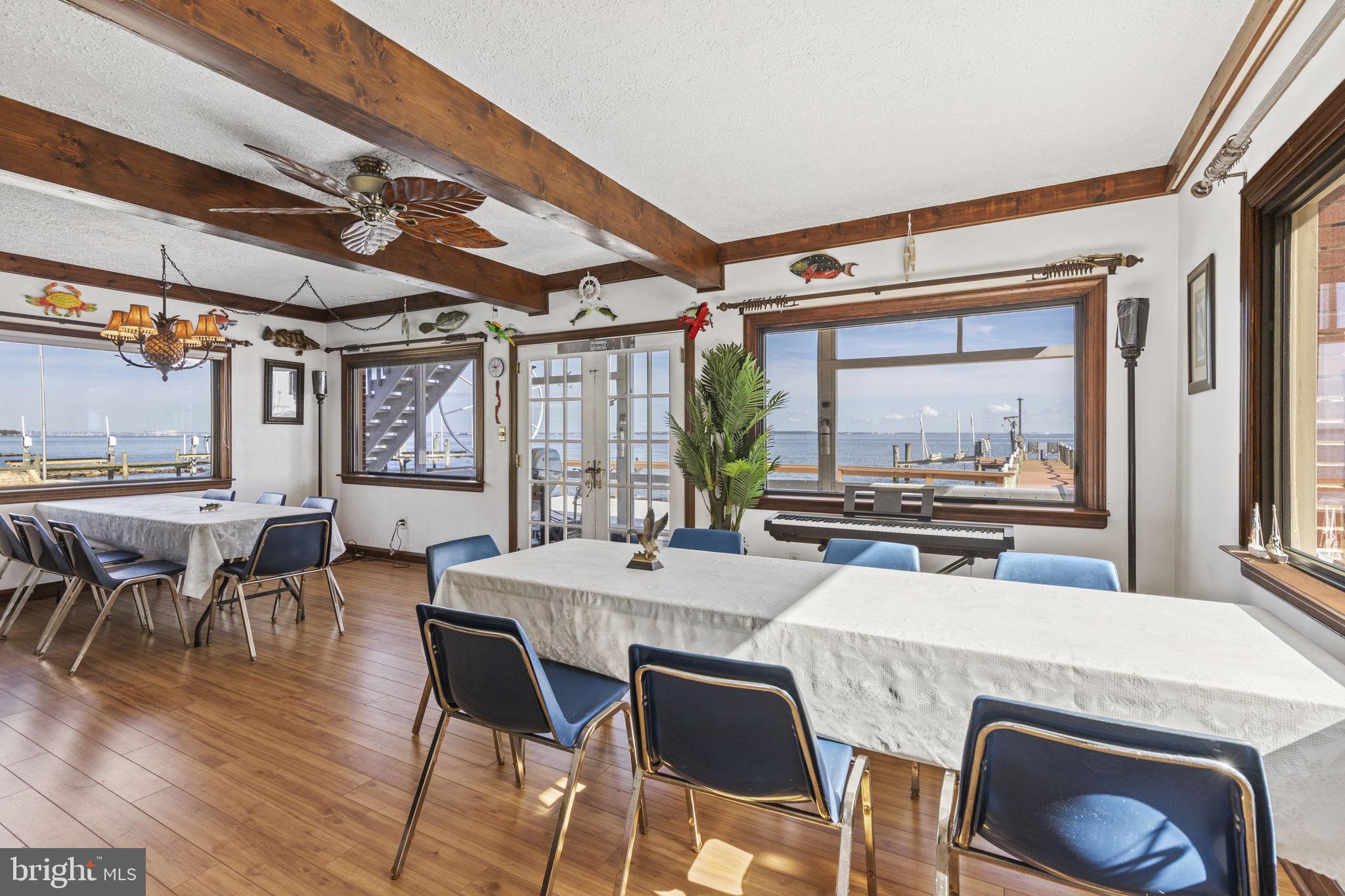 BAYSIDE BEACH - Residential Lease