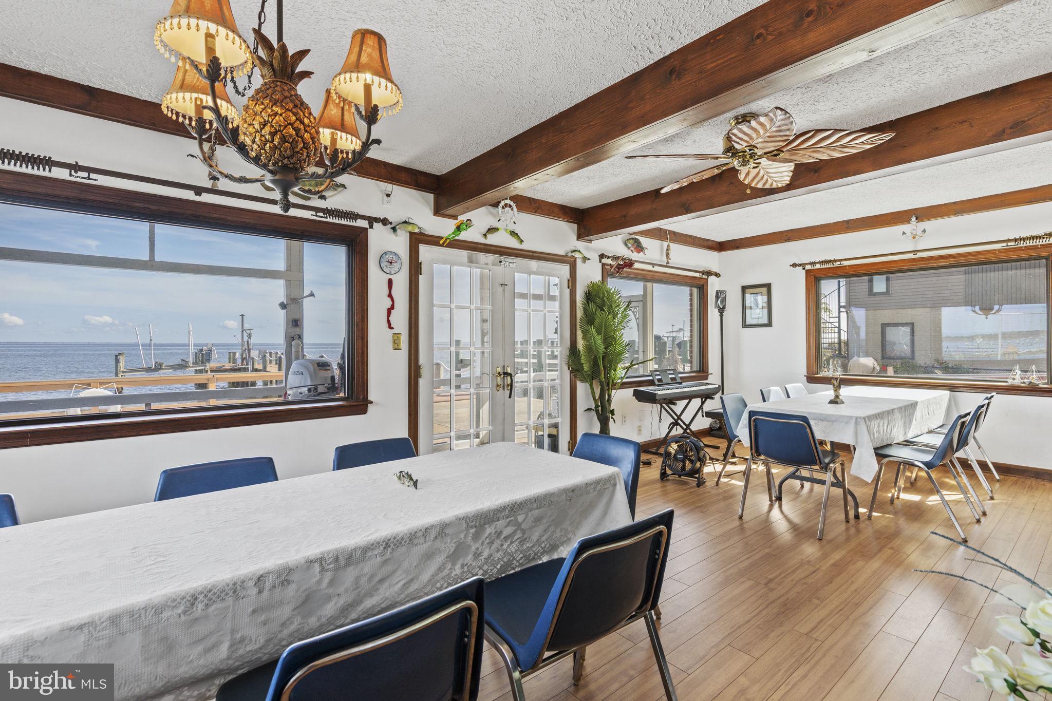 BAYSIDE BEACH - Residential Lease