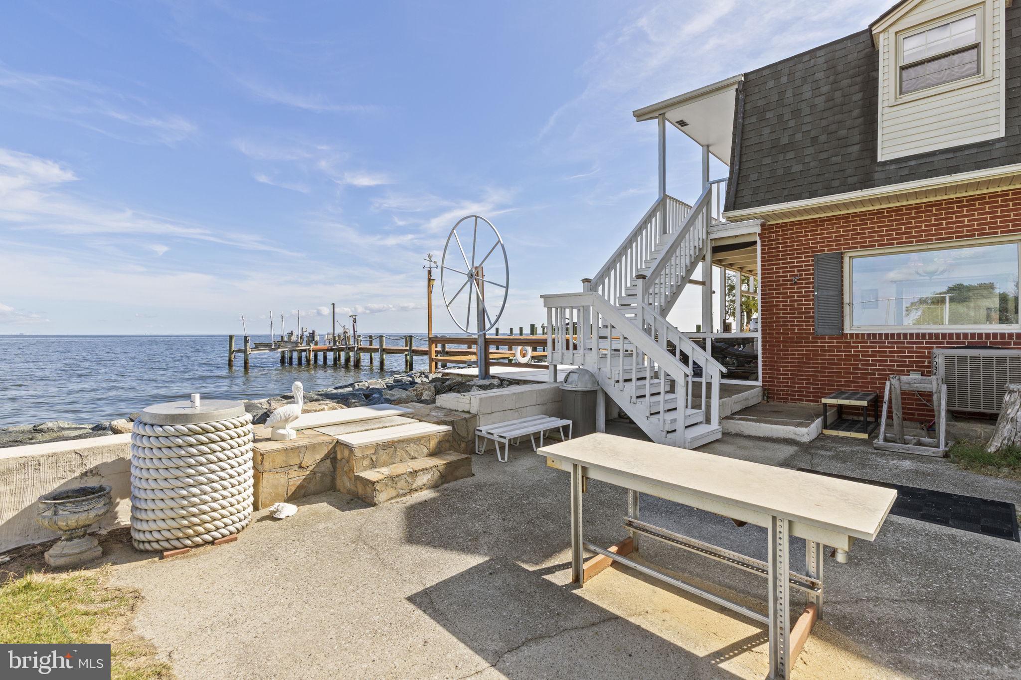 BAYSIDE BEACH - Residential Lease