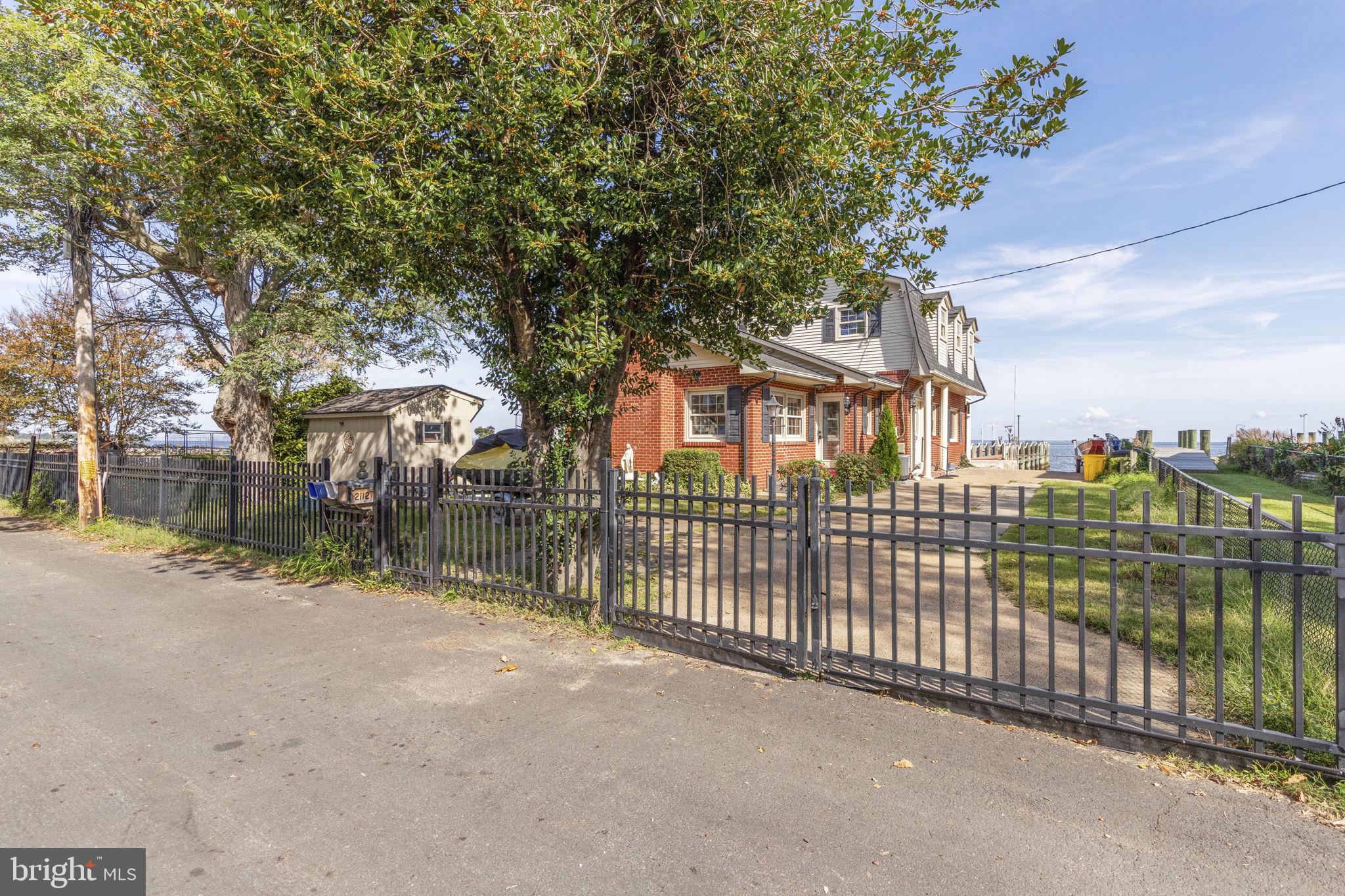 BAYSIDE BEACH - Residential Lease