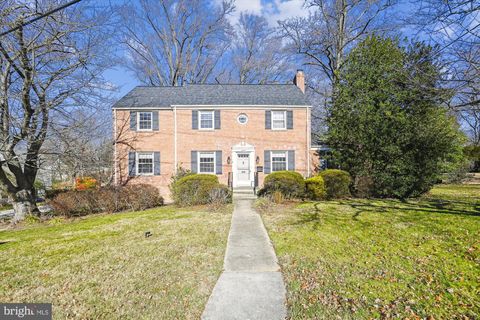 Photo of 4513 Saul Road, Kensington, MD 20895 (MLS # MDMC2116378) Photo of 4513 Saul Road, Kensington, MD 20895 (MLS # MDMC2116378)