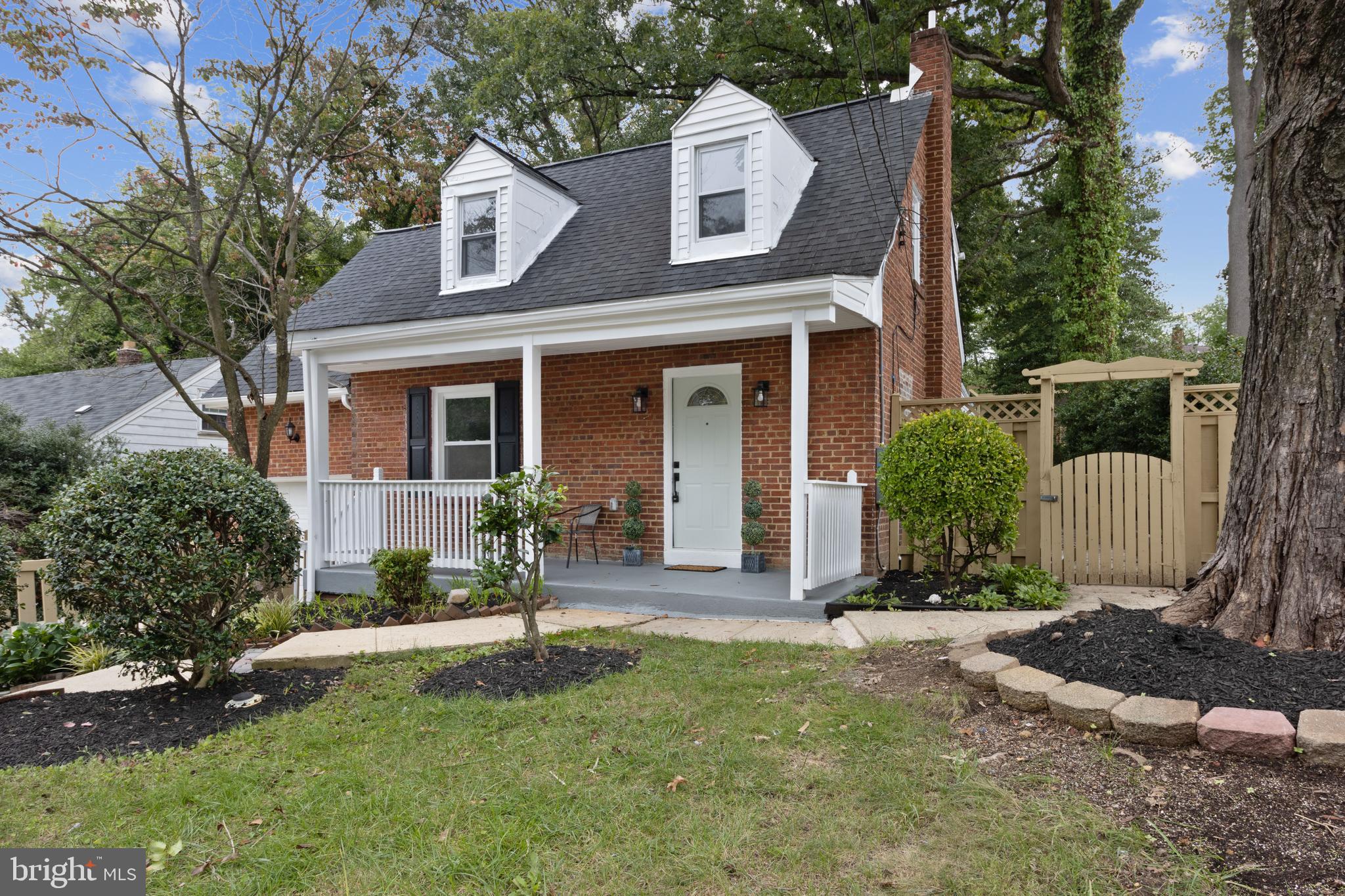 FOREST HEIGHTS - Residential