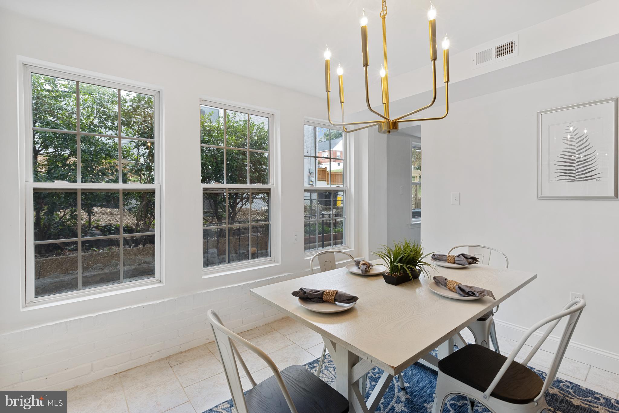 FOREST HEIGHTS - Residential