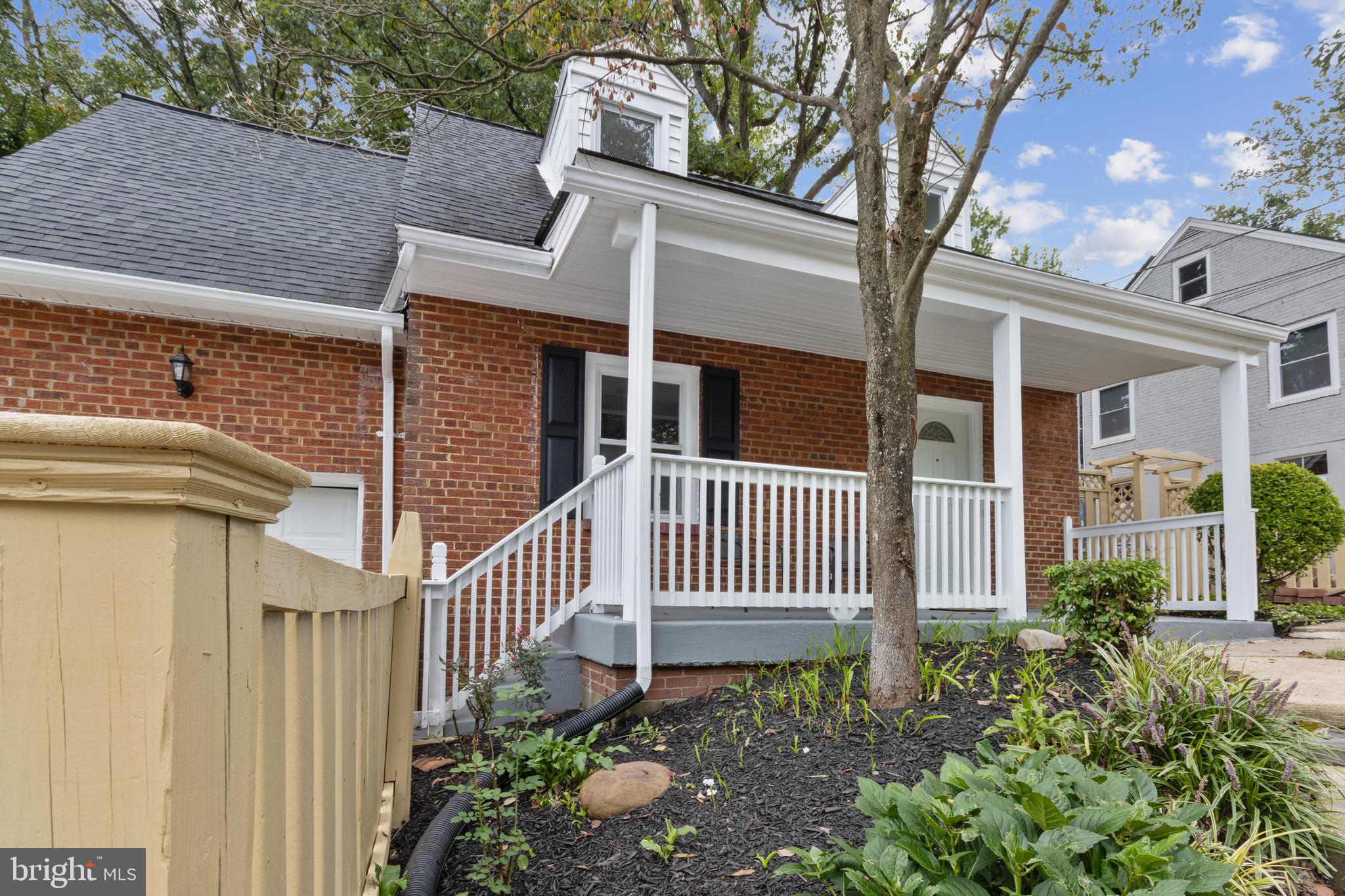 FOREST HEIGHTS - Residential