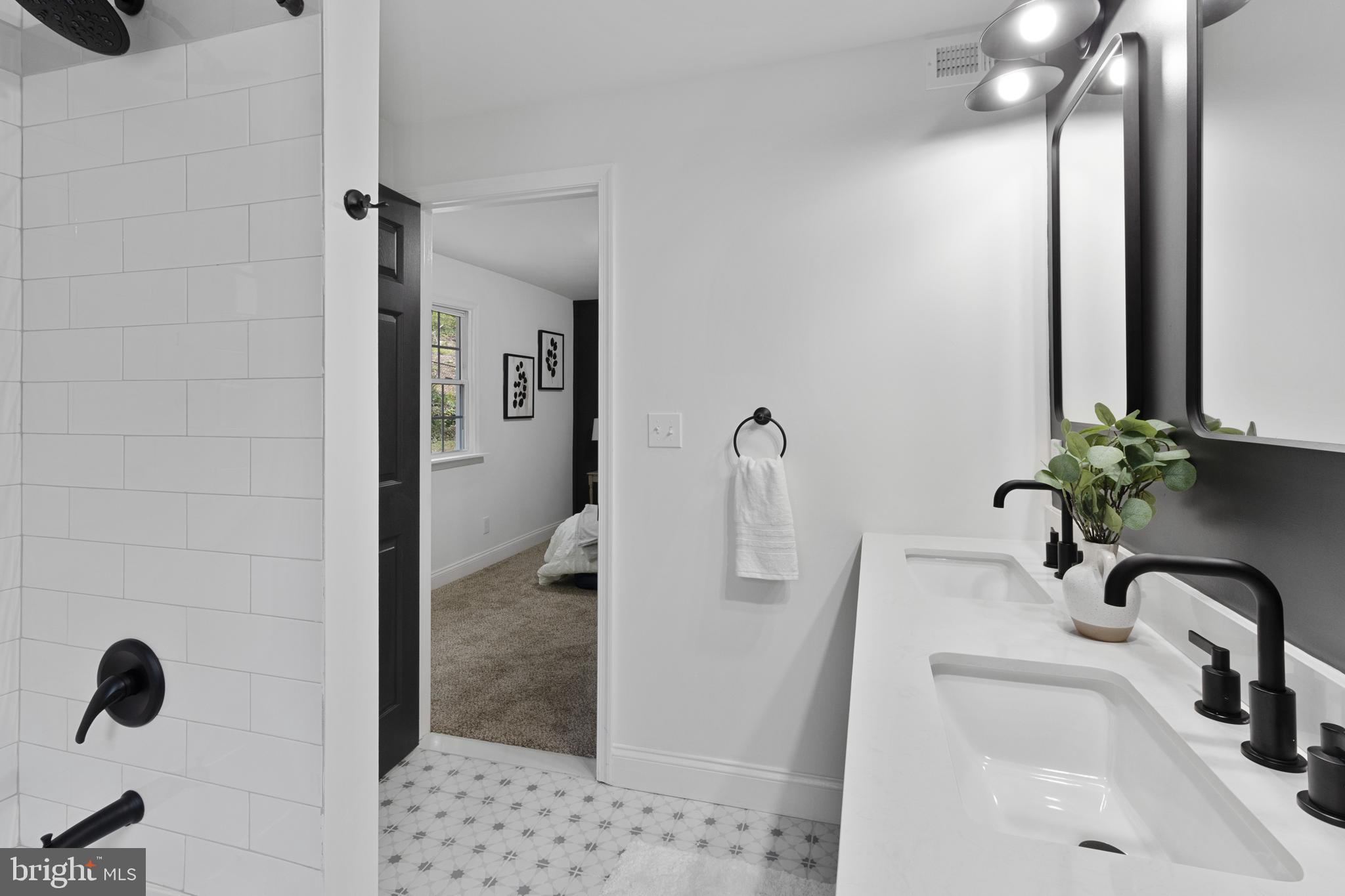 FOREST HEIGHTS - Residential