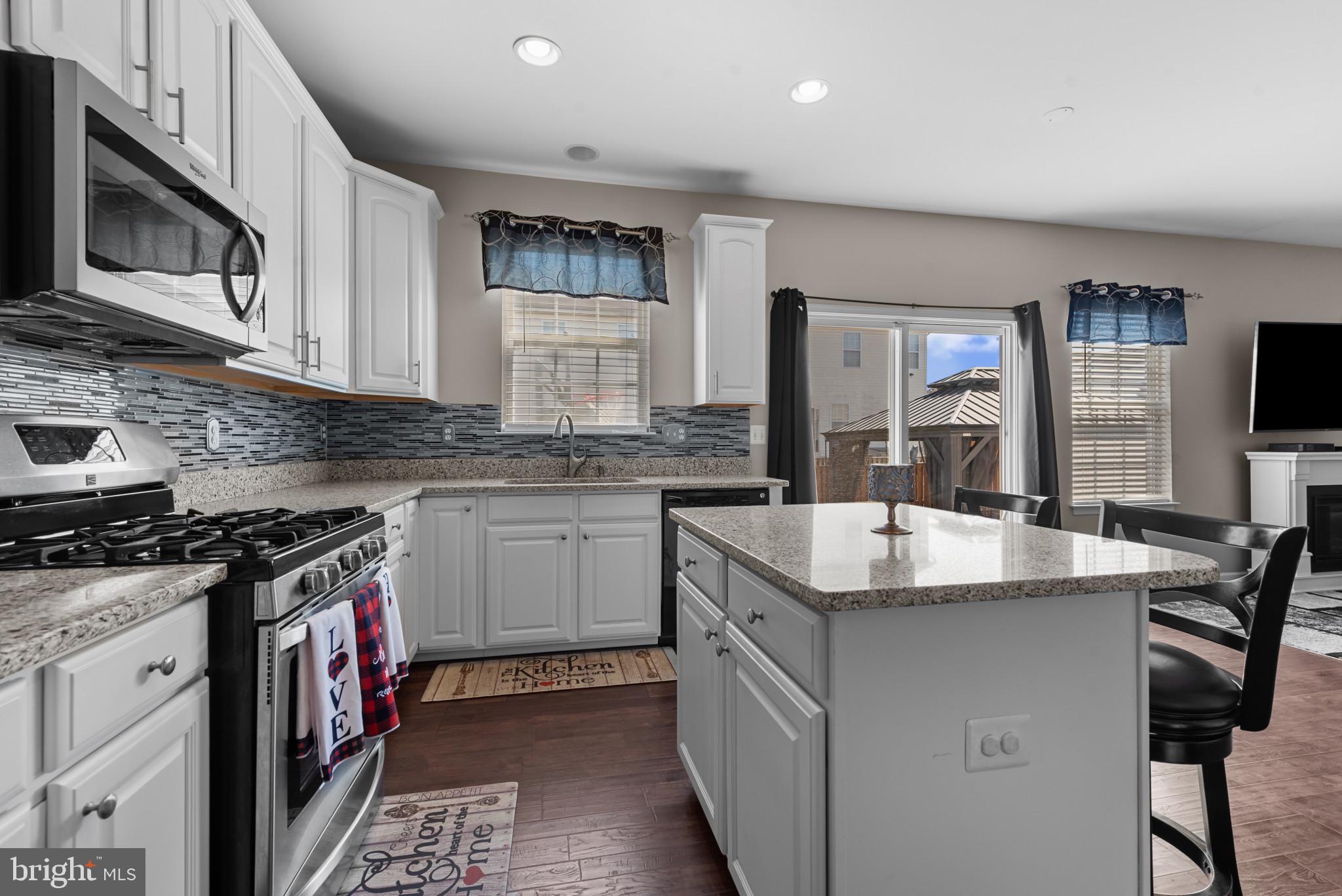 MIRAMAR LANDING - Residential