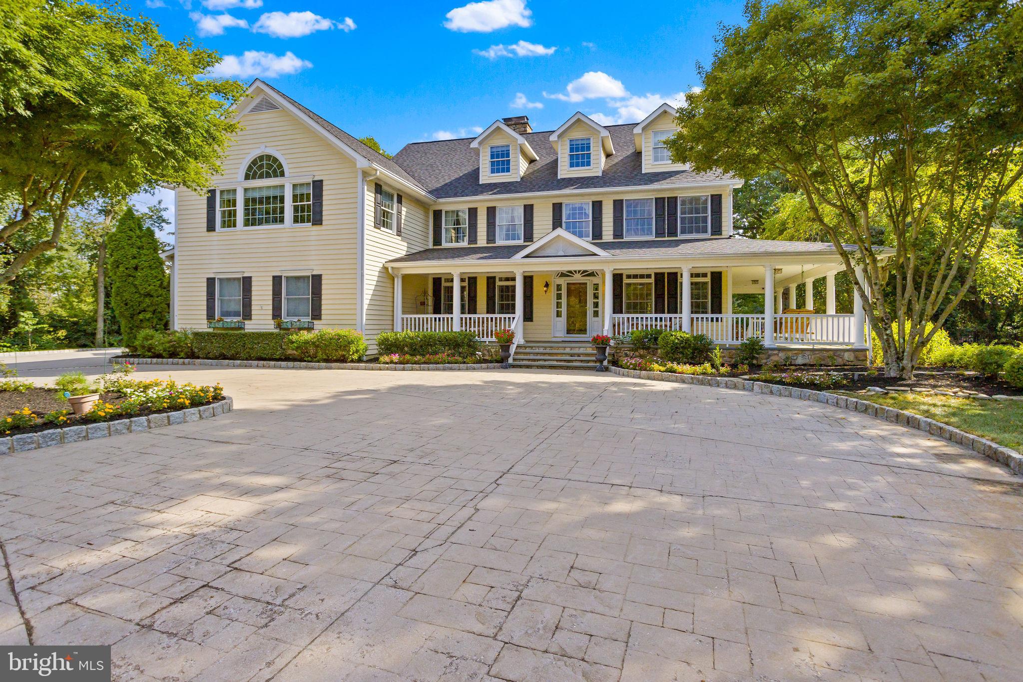 1252 WINDSOR ROAD