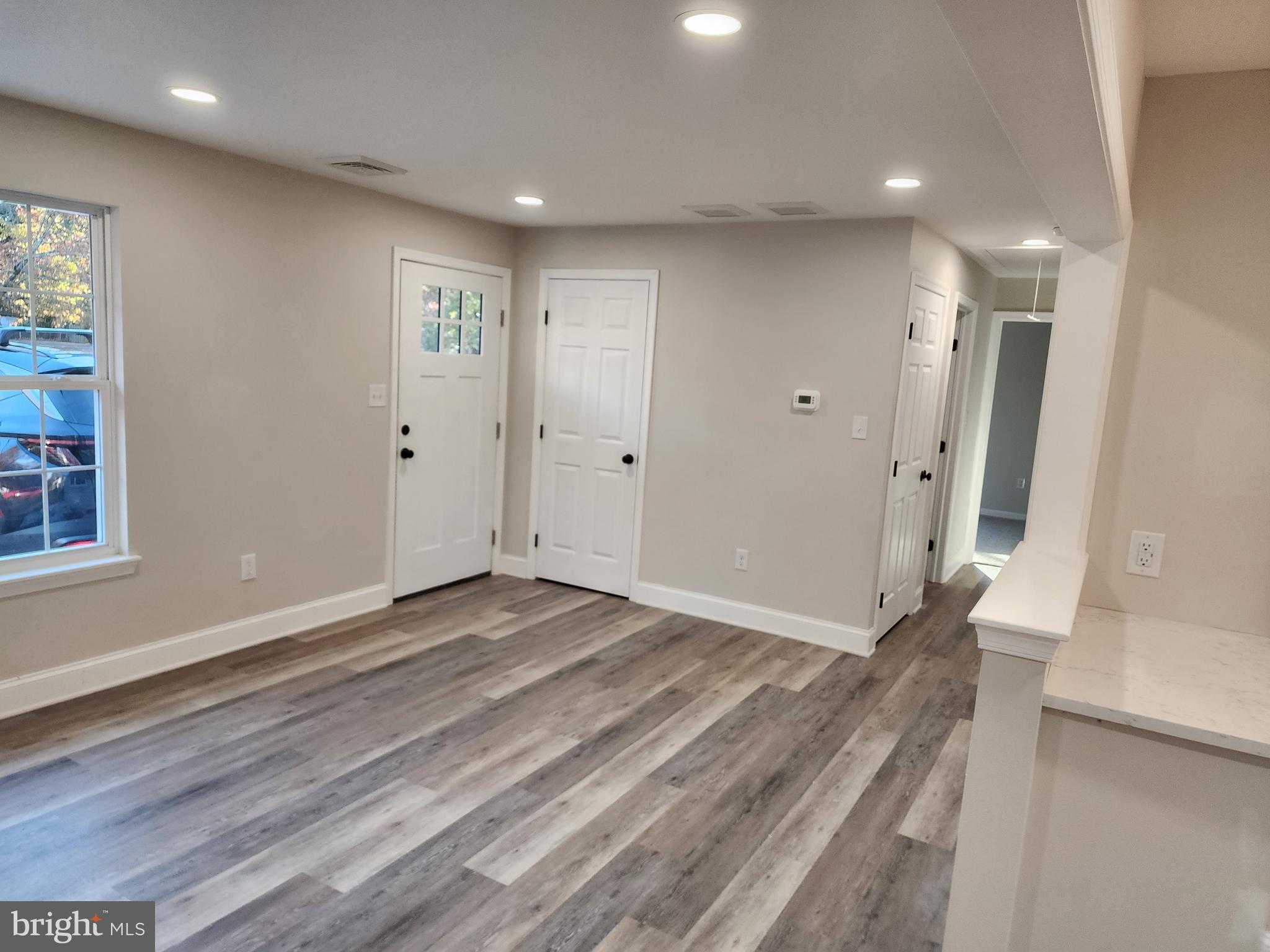 130 E CLEARVIEW AVENUE