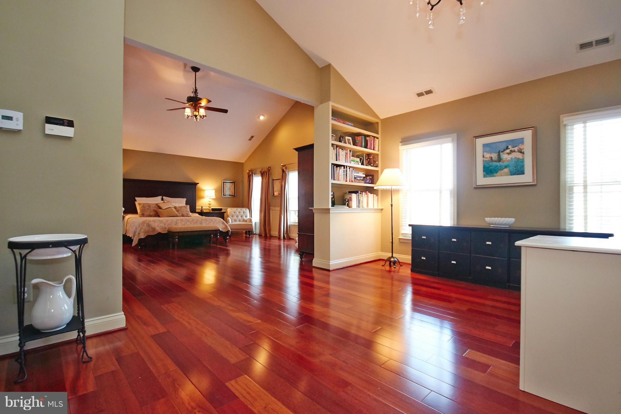 WALDEN OF MCLEAN - Residential