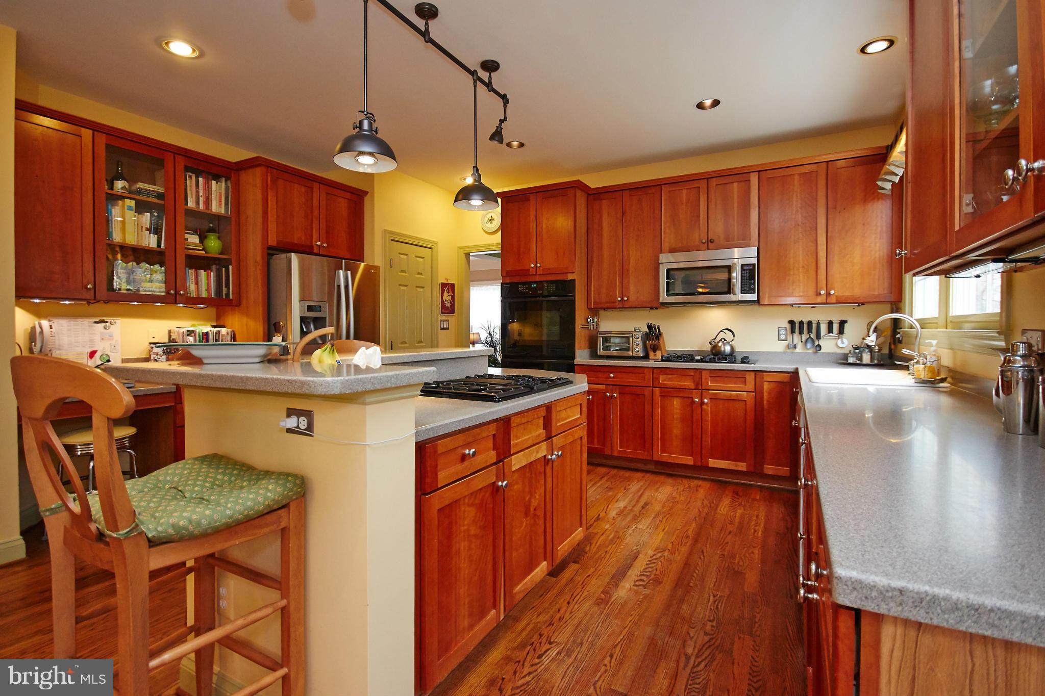 WALDEN OF MCLEAN - Residential