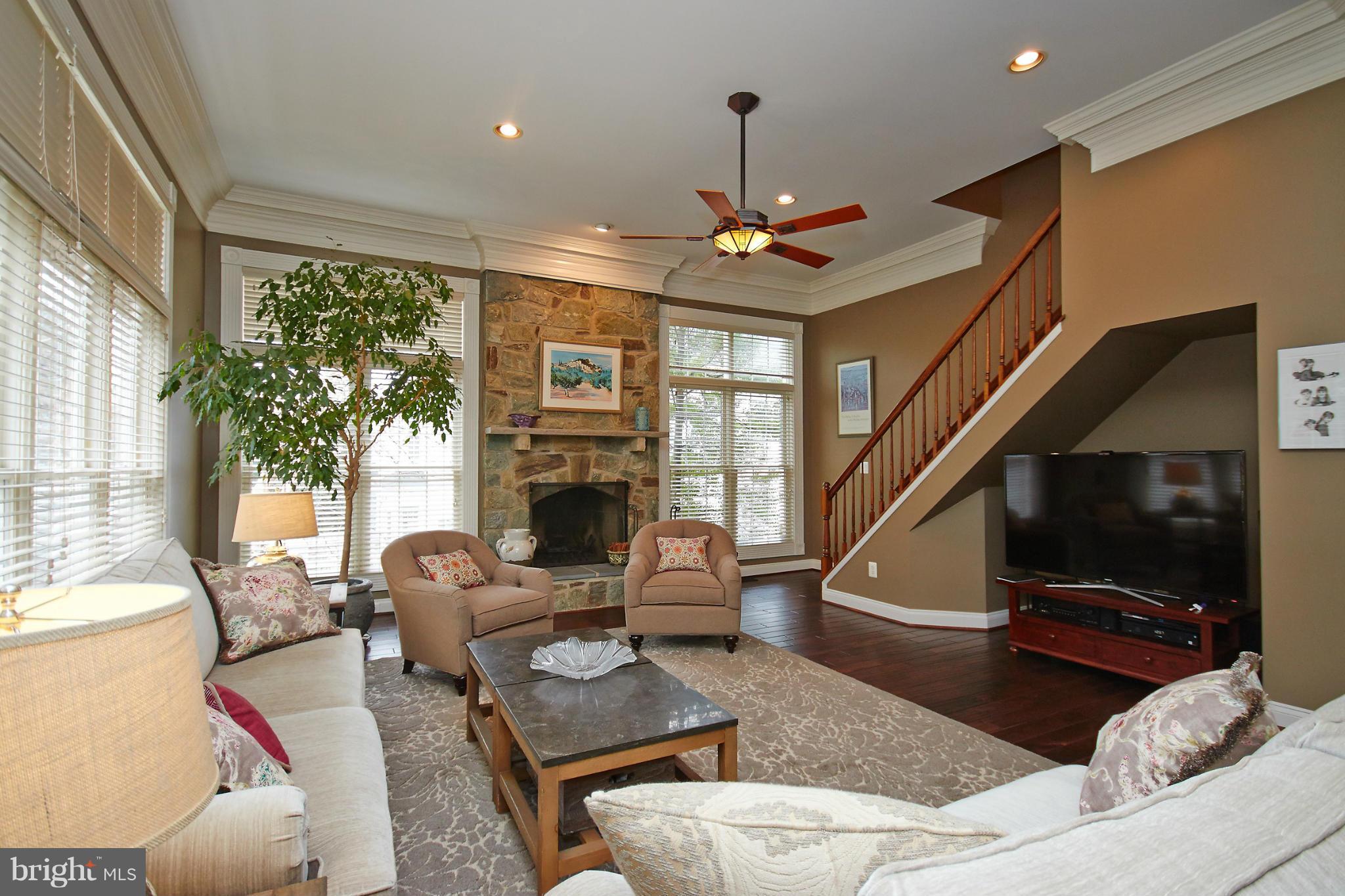 WALDEN OF MCLEAN - Residential