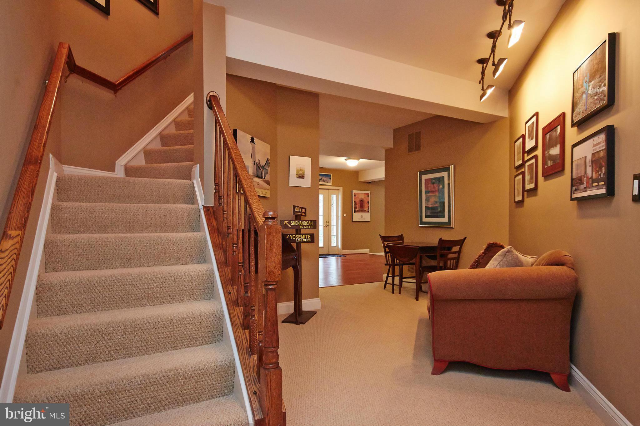 WALDEN OF MCLEAN - Residential