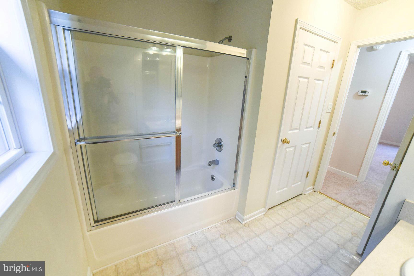 ESSEX SOUTH - Residential Lease