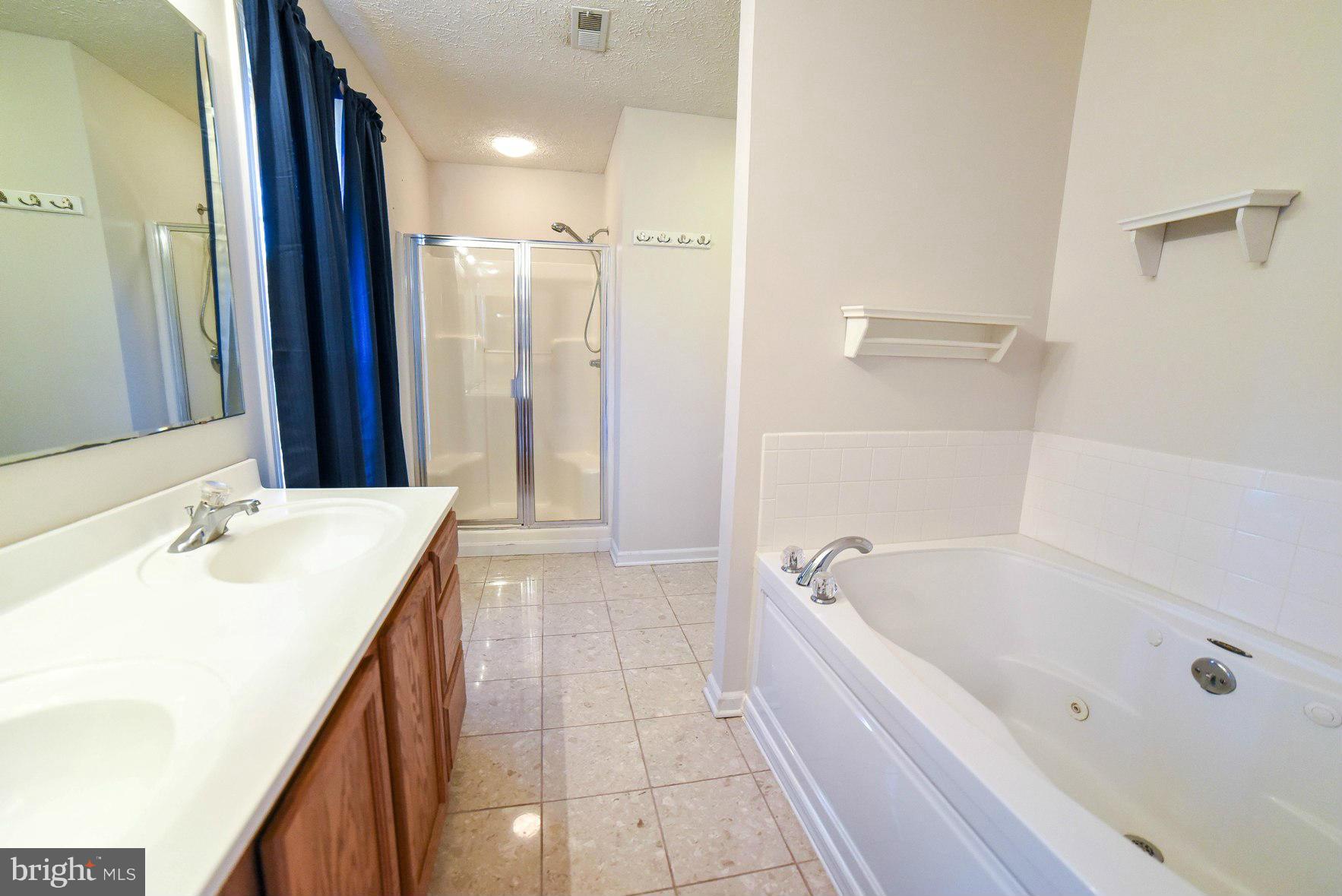 ESSEX SOUTH - Residential Lease