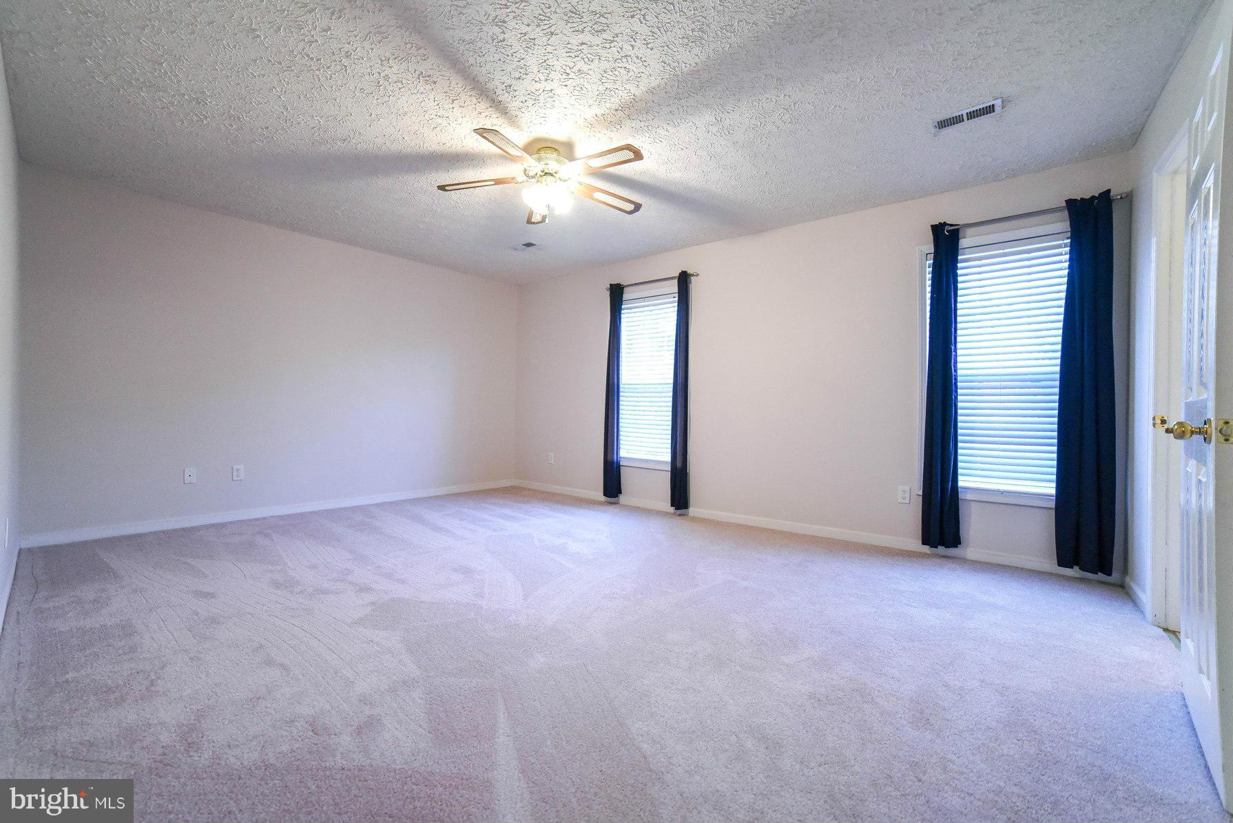 ESSEX SOUTH - Residential Lease