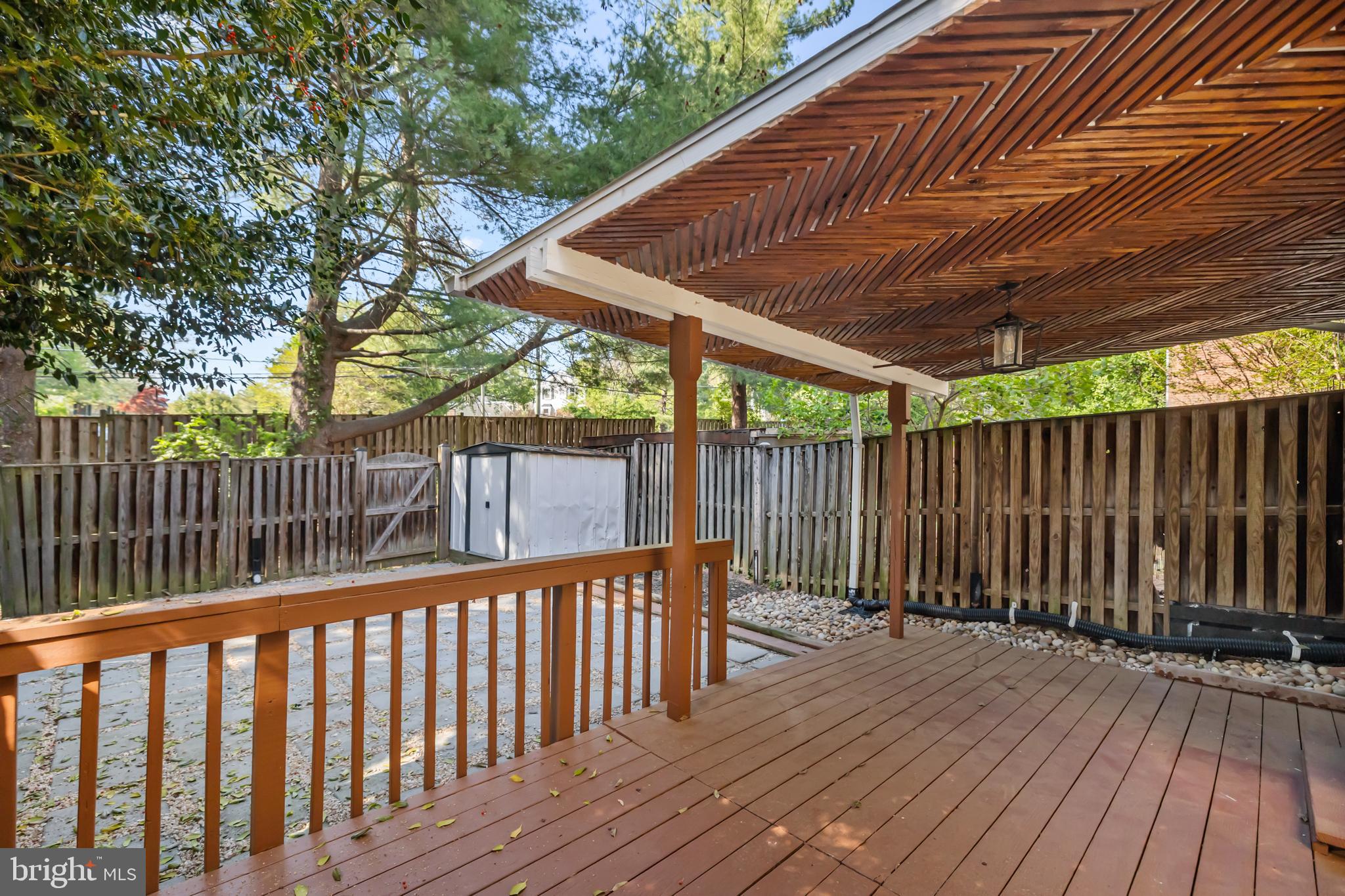 BURKE STATION SQUARE - Residential