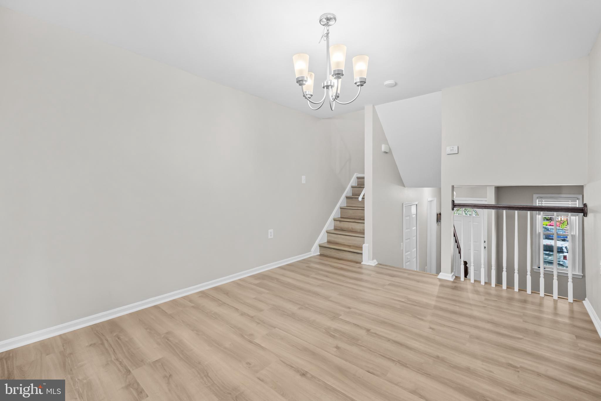 BURKE STATION SQUARE - Residential